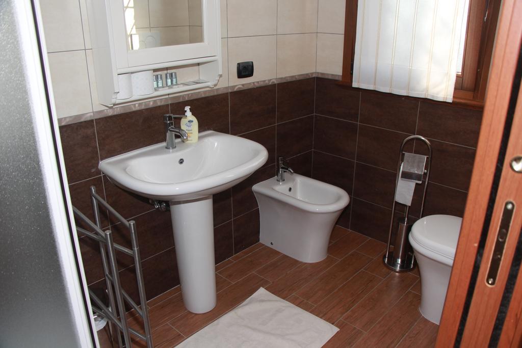 Camera Tripla con Bagno Privato Esterno
